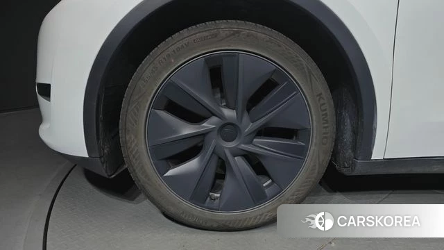 Tesla Model Y id 4533380 из Кореи 25