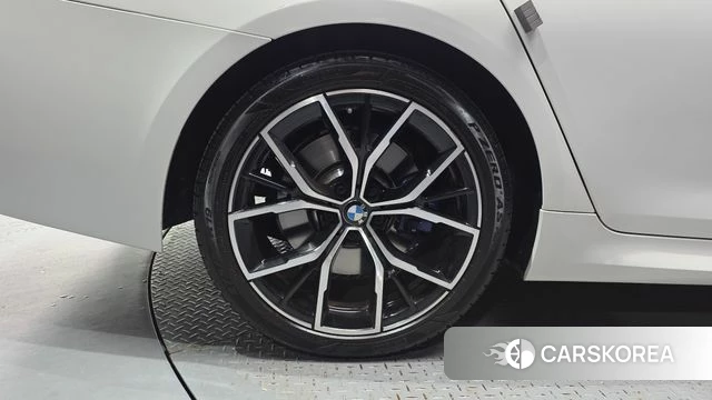 BMW 5 Series (G30) id 4906061 из Кореи 15