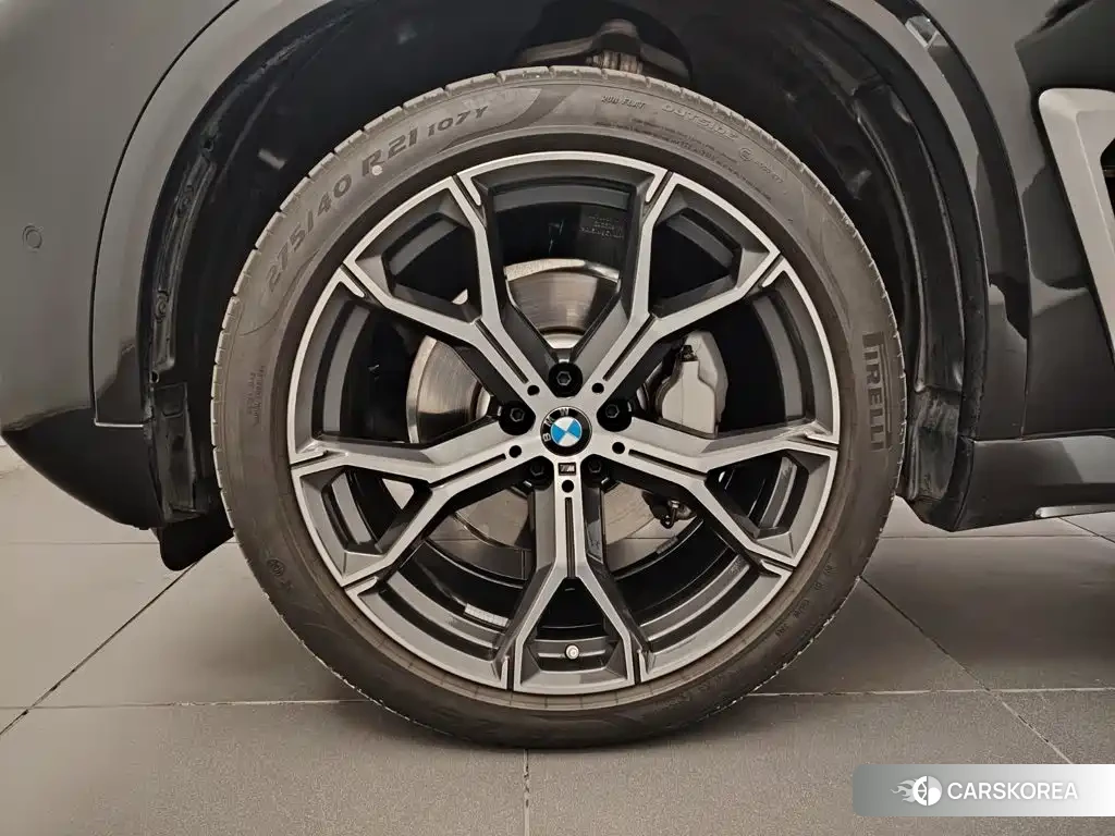 BMW X5 id 4686165 из Китая 10