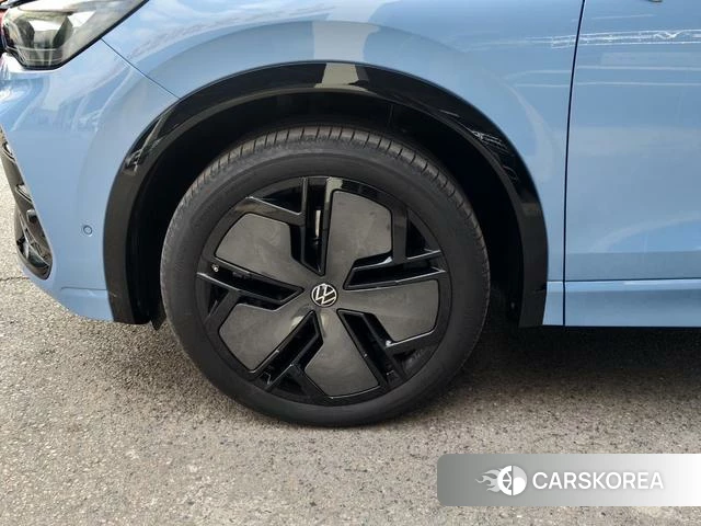 Volkswagen Tiguan L id 4320697 из Китая 10