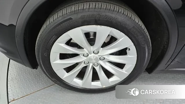 Tesla Model X id 3444512 из Кореи 15