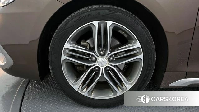 Hyundai Grandeur IG id 4318391 из Кореи 26