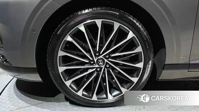 Hyundai Grandeur (GN7) id 4617776 из Кореи 15