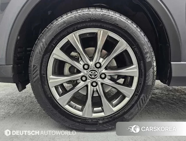 Toyota RAV4 id 3748754 из Кореи 15