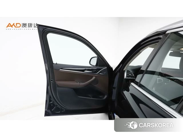 BMW X3 2022 Черный из Китая, фото 5