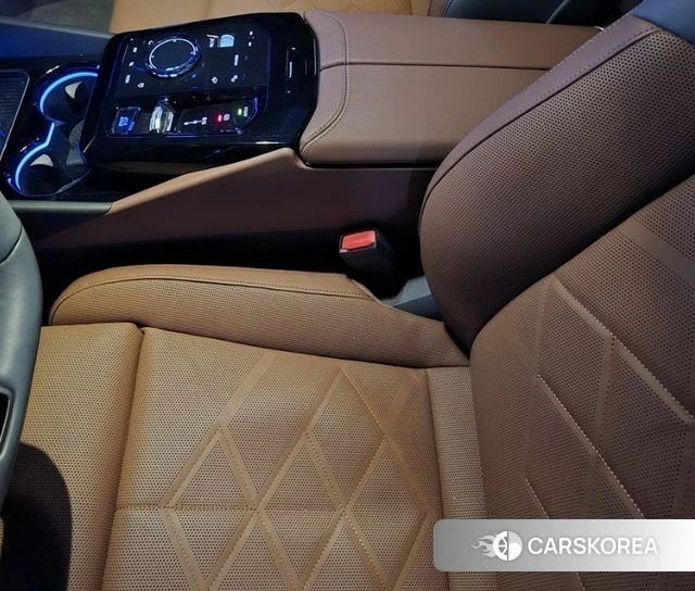 BMW i5 (G60) 2024 Черный из Кореи, фото 5