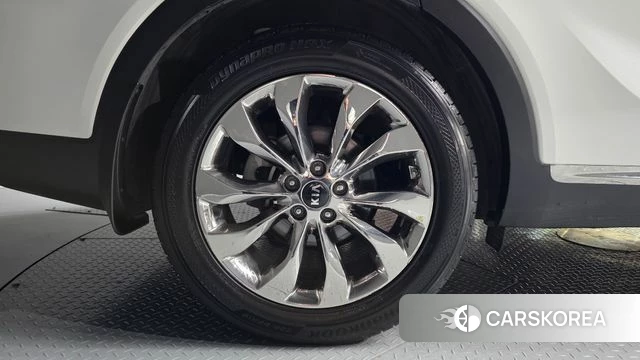 Kia The New Sorento id 3899670 из Кореи 15