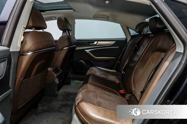 Audi A7L id 4278725 из Китая 30