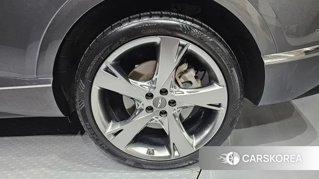 Genesis GV80 id 3024000 из Кореи 15