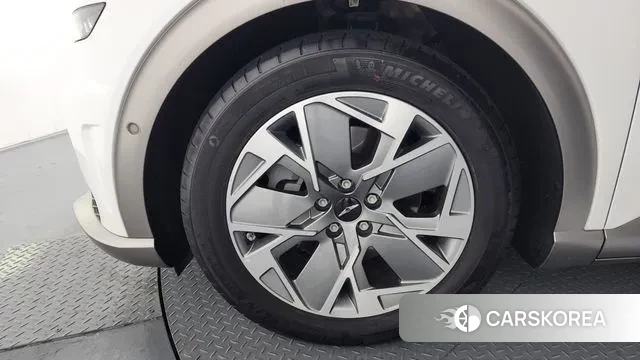 Genesis GV60 id 3586566 из Кореи 15