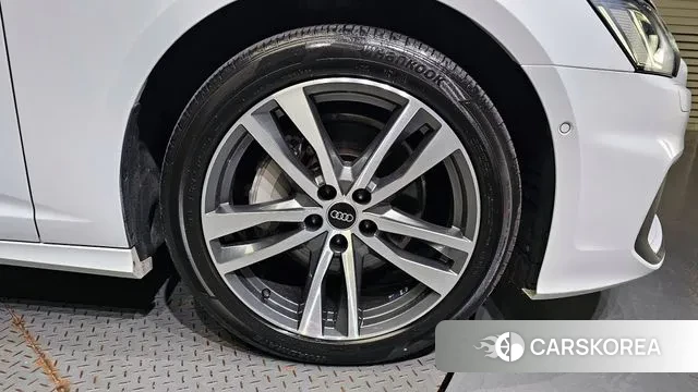 Audi A6 (C8) id 2998641 из Кореи 15