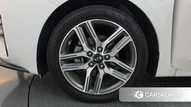 Kia Come New K3 id 4785635 из Кореи 25