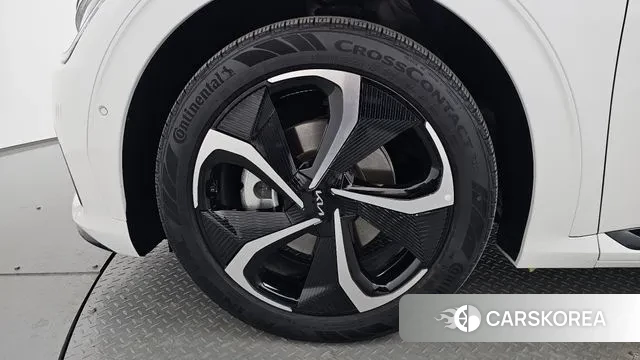 Kia EV6 id 3539007 из Кореи 15