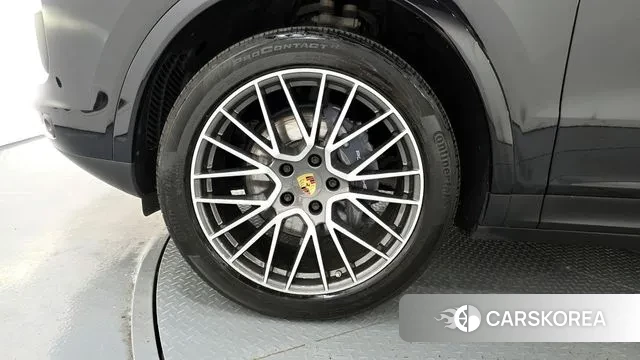 Porsche Cayenne (PO536) id 3094296 из Кореи 15