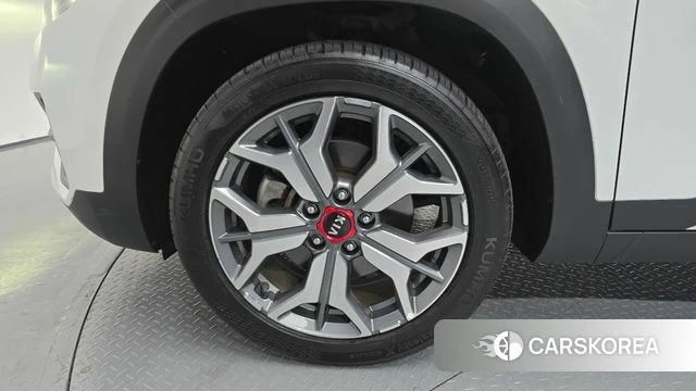 Kia Seltos id 4542797 из Кореи 28
