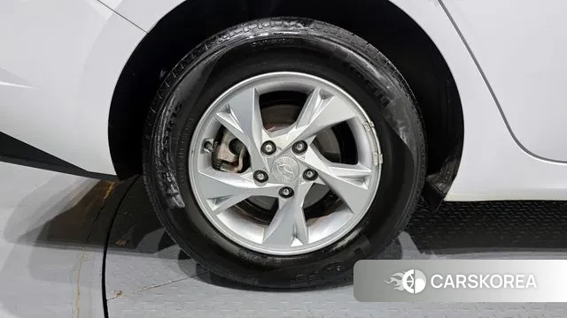 Hyundai Avante (CN7) id 3421385 из Кореи 15