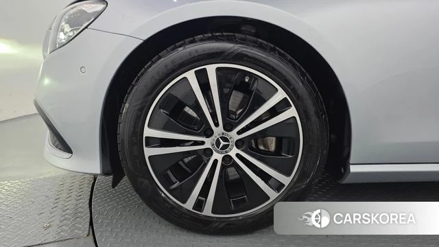 Mercedes-Benz E-Class W213 id 4707758 из Кореи 27