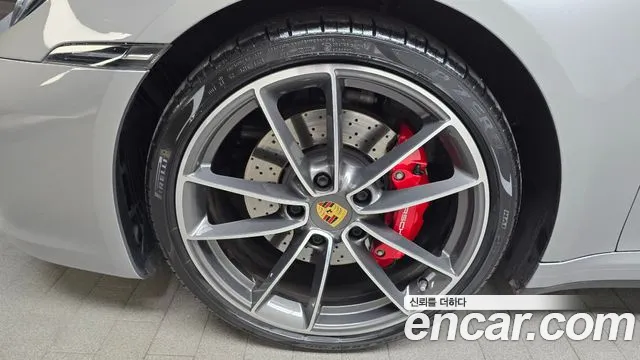 Porsche 911(992) id 2719108 из Кореи 15