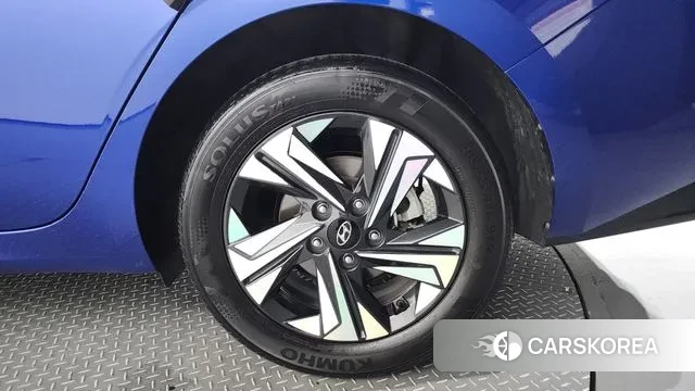 Hyundai Avante (CN7) id 3033599 из Кореи 15