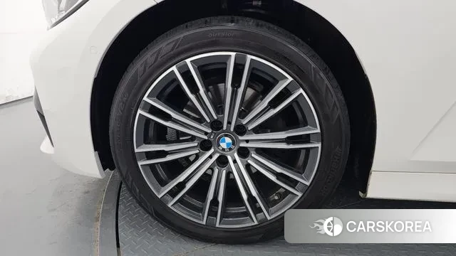 BMW 3 Series (G20) id 3335329 из Кореи 15