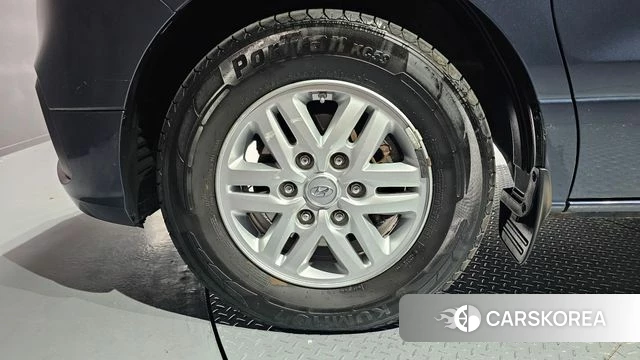 Hyundai The New Grand Starex id 4447985 из Кореи 15