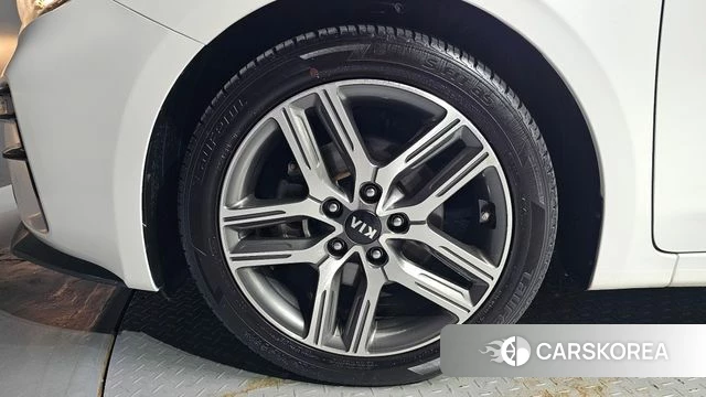 Kia Come New K3 id 4520902 из Кореи 15
