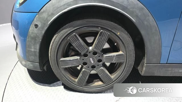 Mini Cooper S Convertible id 4309365 из Кореи 25
