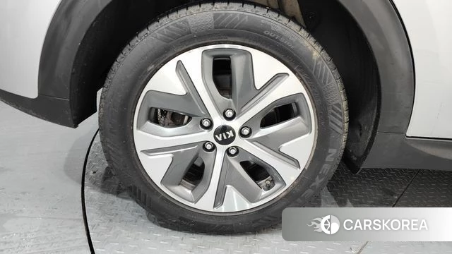 Kia Niro EV id 3911851 из Кореи 15