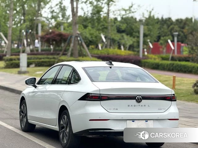Volkswagen Sagitar id 4314201 из Китая 8