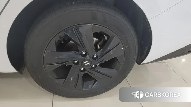 Hyundai Avante (CN7) id 3716525 из Кореи 15