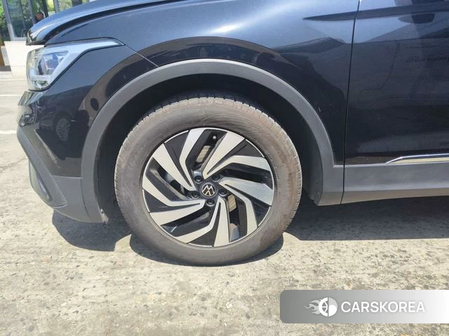 Volkswagen Tiguan L 2024 Черный из Китая, фото 5