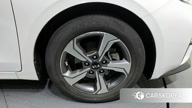 Kia Come New K3 id 3867037 из Кореи 15