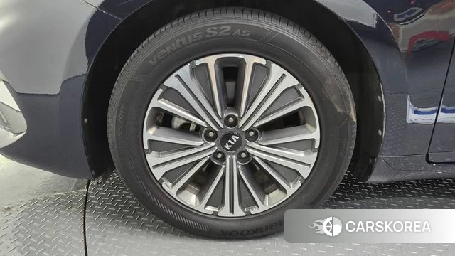 Kia K7 Premier Hybrid id 4496379 из Кореи 40