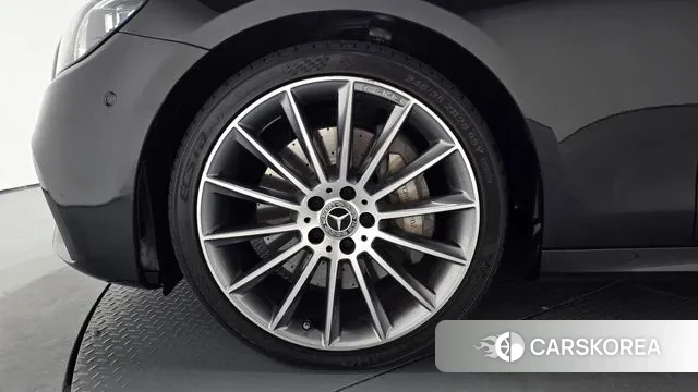 Mercedes-Benz E-Class W213 id 3007945 из Кореи 15