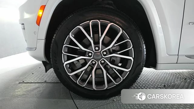 Jeep Grand Cherokee (WL) id 4337128 из Кореи 39