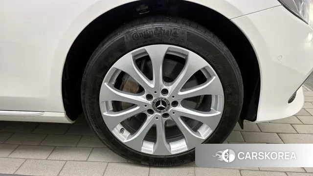 Mercedes-Benz E-Class W213 id 3766644 из Кореи 15