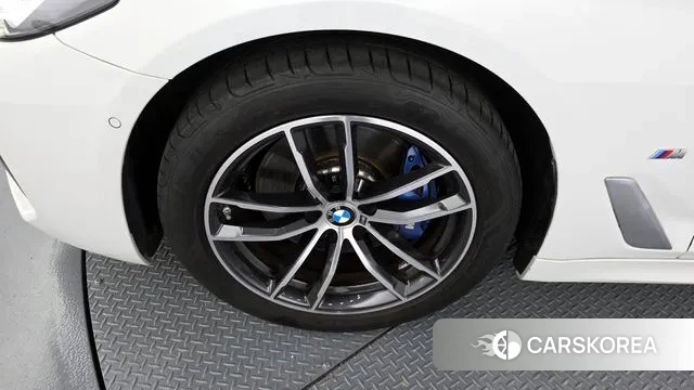 BMW 5 Series (G30) id 3022459 из Кореи 15