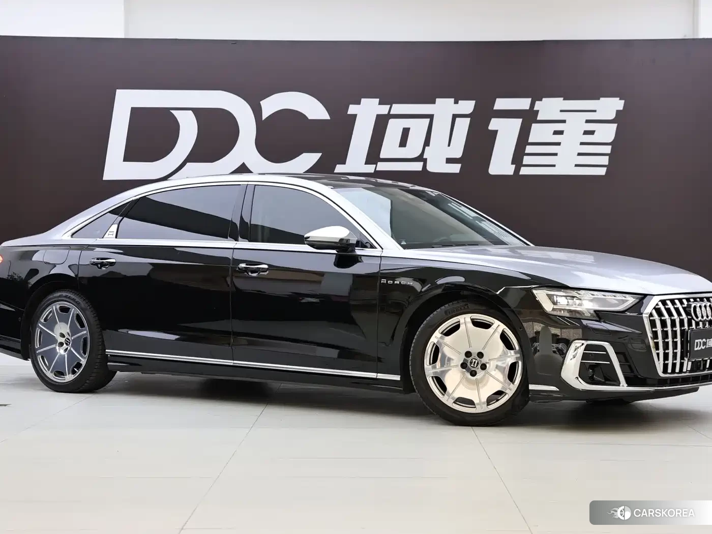 Audi A8 id 4548342 из Китая 19