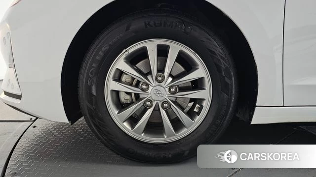 Hyundai The New Avante AD id 4356669 из Кореи 25