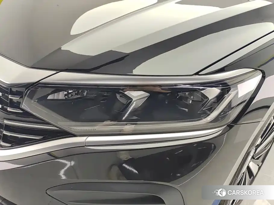 Volkswagen Passat id 4576604 из Китая 11