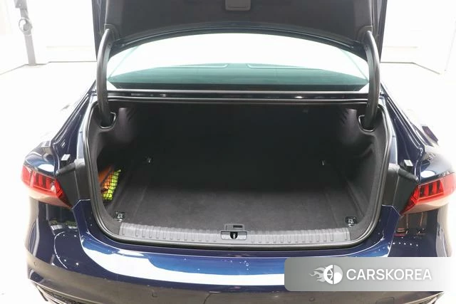 Audi A7L id 4264090 из Китая 25