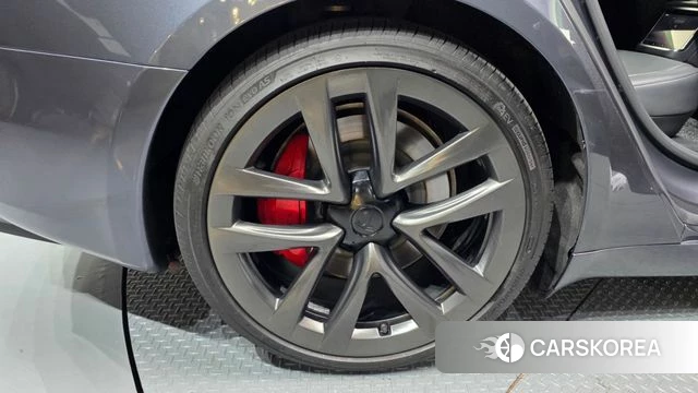 Tesla Model S id 4375711 из Кореи 15