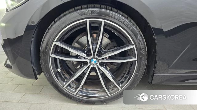 BMW 3 Series (G20) id 4422792 из Кореи 24