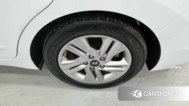 Hyundai The New Avante AD id 3766435 из Кореи 13