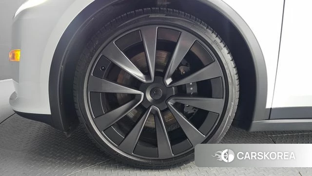 Tesla Model X id 4560932 из Кореи 31