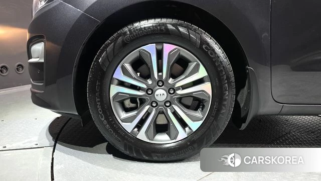 Kia The New Carnival id 3813708 из Кореи 15