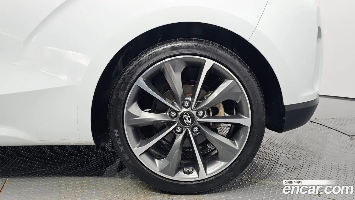 Hyundai Veloster (JS) id 1870591 из Кореи 15