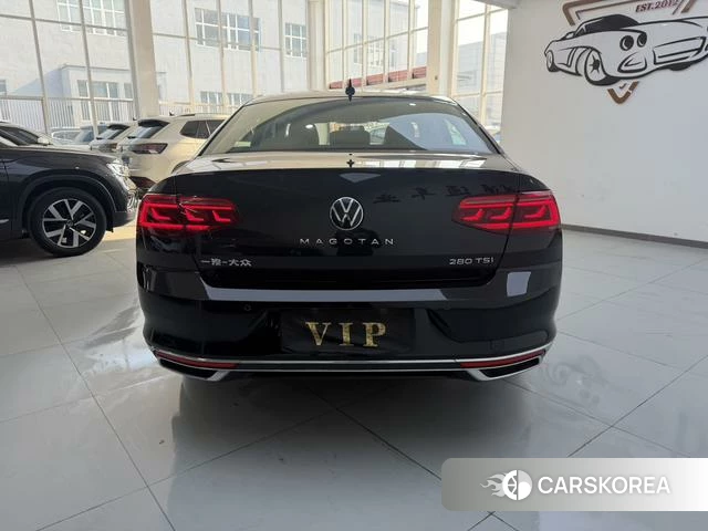 Volkswagen Magotan id 3907911 из Китая 15