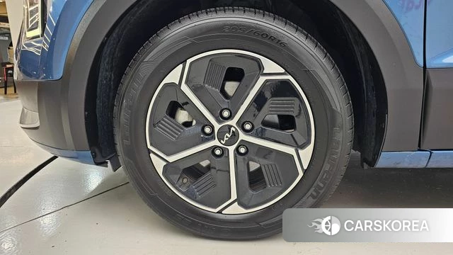 Kia Di Ol Nu Niro id 4428577 из Кореи 15