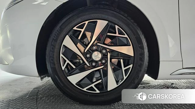 Hyundai The New Grandeur IG Hybrid id 4409056 из Кореи 29